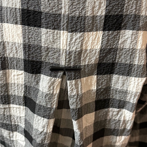 Habitat Black and White Boxy 3/4 Sleeve Top - Picture 5 of 8